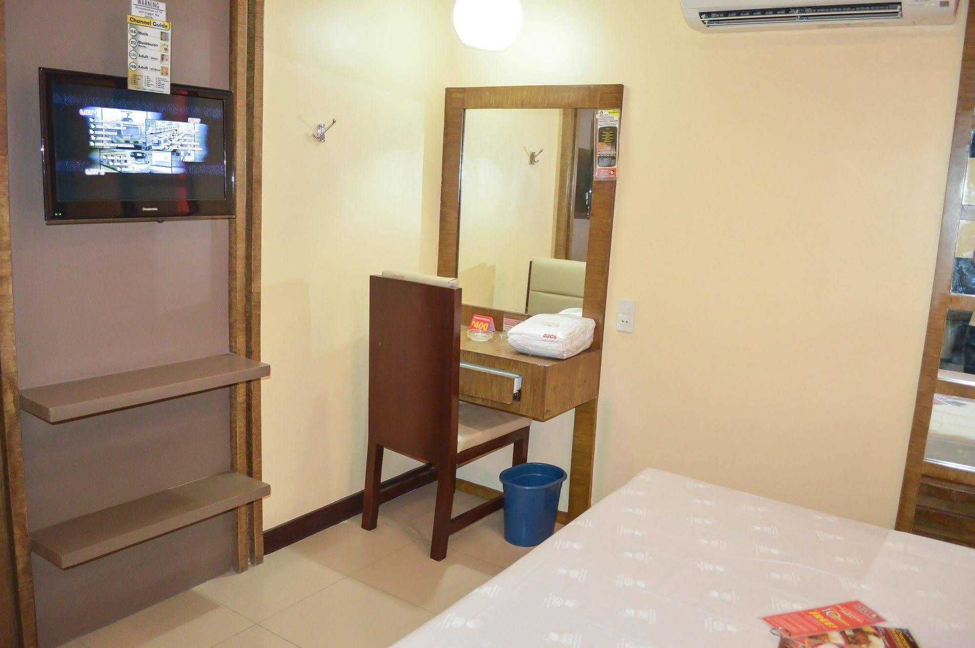 Hotel Sogo Sta Mesa Manila Exterior photo
